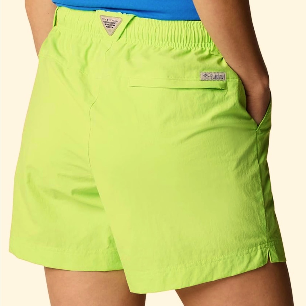 NWOT Columbia Women's Shorts Size Large PFG Backcast Water Short Green